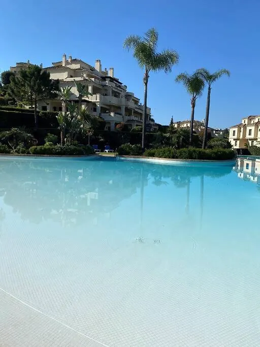 Capanes Del Golf Luxury Apartment Málaga